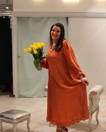 Sissel Edelbo mekko oranssi