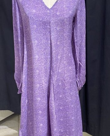 Sissel Edelbo mekko vaalean violetti