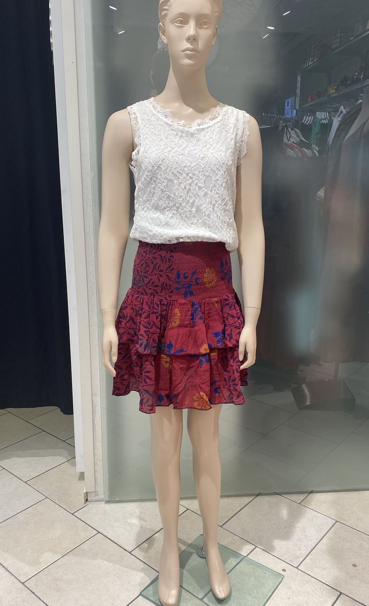 Suleima Silk mini skirt (punainen) Sissel Edelbo